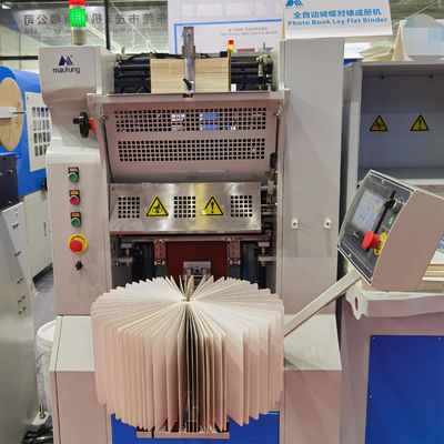 Maufung полностью автоматическая плоская фотоальбомная связующая машина фотоальбомная монтажная машина MF-PF400